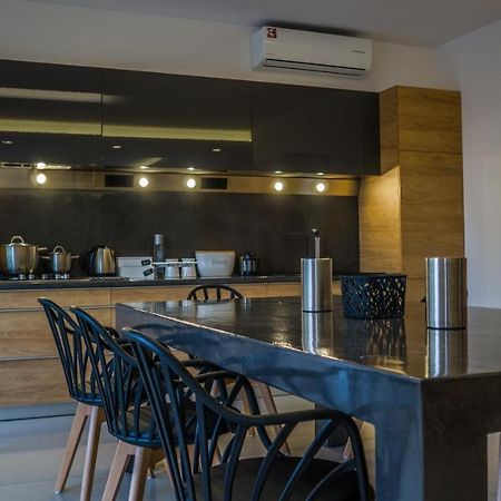 Heraklion Airport Family Lux Apartment Exteriör bild