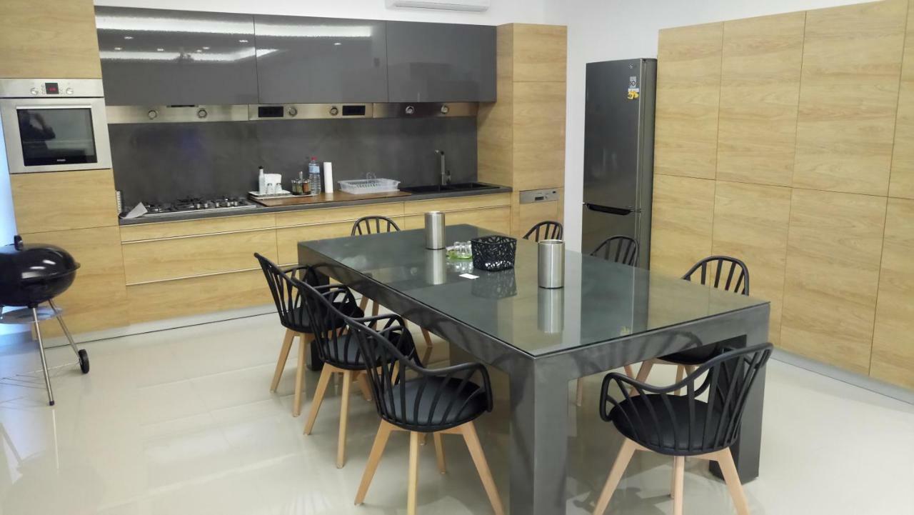 Heraklion Airport Family Lux Apartment Exteriör bild