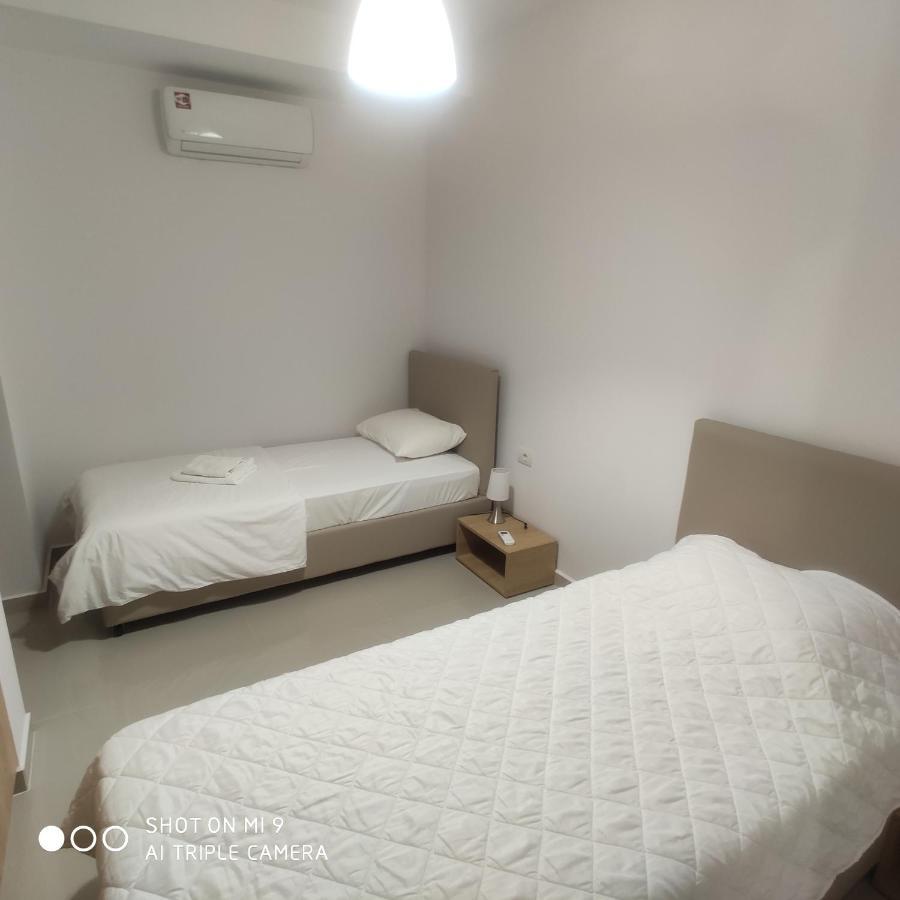 Heraklion Airport Family Lux Apartment Exteriör bild